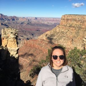 Meet your Posher, Breanne🙃